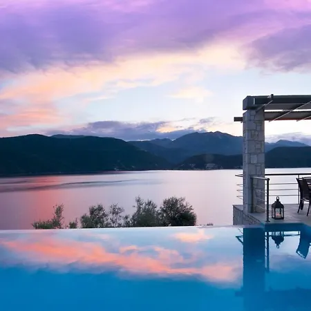 Vilă Saffron Spartokhórion